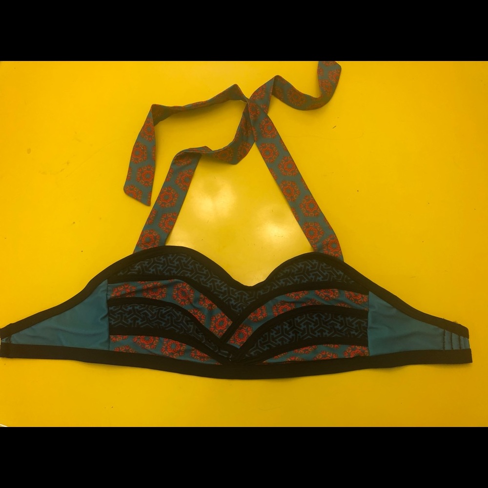 ModCloth bathing suit top